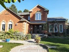 3222 Trelawny Circle STUDIO 2, Mississauga, ON L5N 5G5
