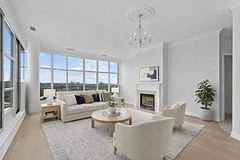 3085 Bloor Street W 611, Toronto W07, ON M8X 1C9