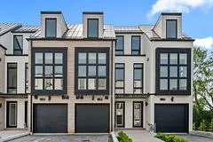 138 East Street 5, Oakville, ON L6L 0H9