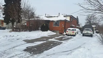 7053 Harwick Drive, Mississauga, On L4t 3a3