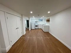 216 Geoffrey Street Lower, Toronto W01, ON M6R 1P8