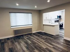 7 Woodlawn Avenue 6, Mississauga, ON L5G 3K4