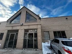 1105 Crestlawn Drive D14, Mississauga, On L4w 1a7