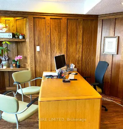 1900 Dundas Street A245, Mississauga, On L5k 1p9
