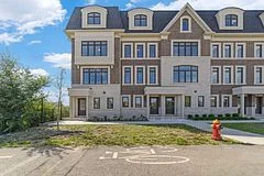 2150 Trafalgar Road 50, Oakville, On L6h 8a5