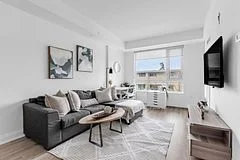 2800 Keele Street N 302, Toronto W05, ON M3M 2G4