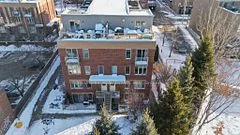20 Elsie Lane 220, Toronto W02, ON M6P 3N9