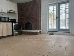 540 Paisley Boulevard W Lower, Mississauga, On L5b 2m4