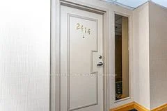 10 Martha Eaton Way PH14-2414, Toronto W04, ON M6M 5B3