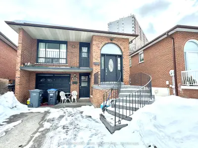 4226 POLTAVA Crescent, Mississauga, ON L4W 3C1