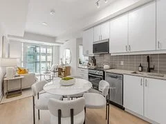 2333 Khalsa Gate 324, Oakville, ON L6M 0X7