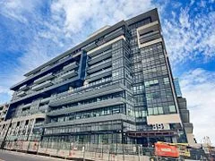 395 Dundas Street W 818, Oakville, ON L6M 4M2