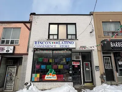 2528 Eglinton Avenue W 2, Toronto W04, ON M6M 1T1