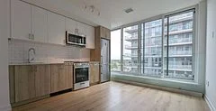 1195 The Queensway Street W 508, Toronto W08, ON M8Z 1R6