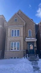 22 Troyer Avenue, Toronto W05, On M3j 0a3