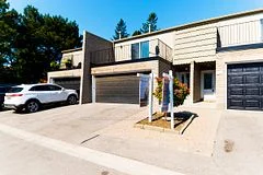 1011 White Oak Drive 2, Burlington, On L7t 2l3