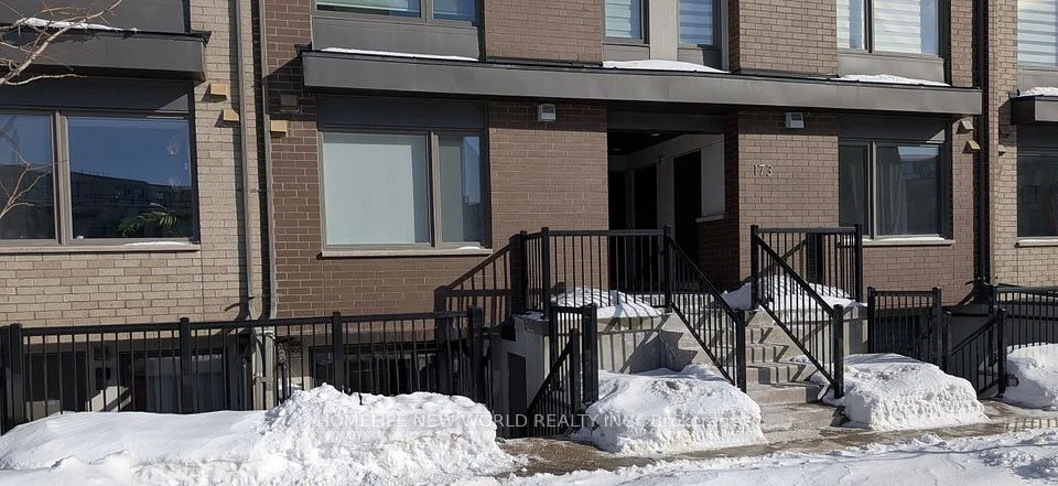 173 William Duncan Road 1, Toronto W05, ON M3K 0B8