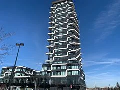 297 Oak Walk Drive 1304, Oakville, On L6h 3r6