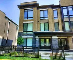 2489 Badger Crescent, Oakville, ON L6M 5M1