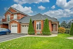 2303 Kingfisher Court, Oakville, ON L6M 3Z3