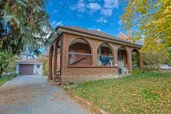 90 Flamborough Main Level Drive E, Toronto W04, ON M6M 2R7