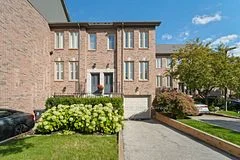 195 Grand Avenue 1, Toronto W07, ON M8Y 3Y3