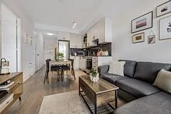 50 George Butchart Drive 224, Toronto W05, On M3k 0c9