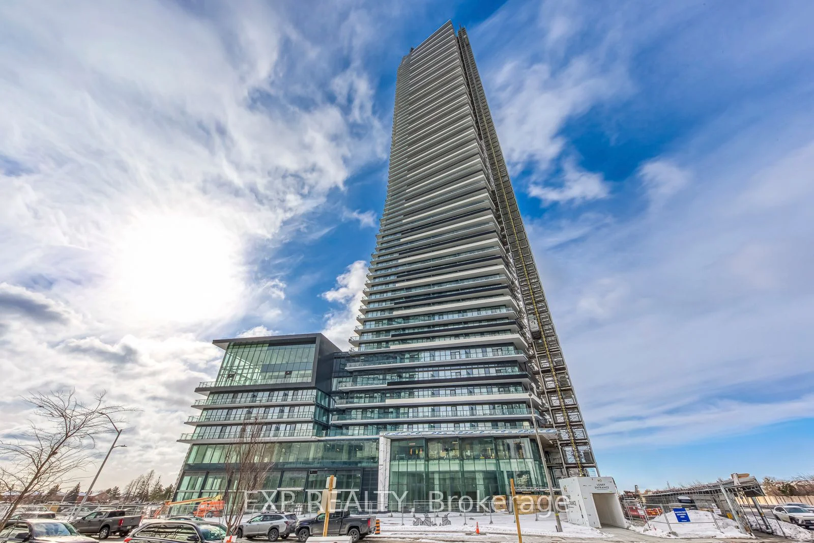 448 Burnhamthorpe Road W 509, Mississauga, ON L5B 0R4