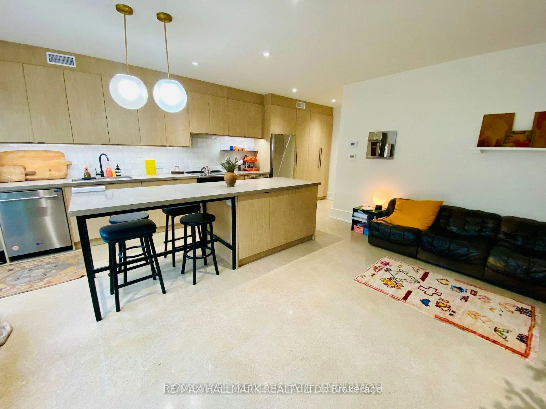 1540 King Street W 1C, Toronto W01, ON M6K 1J6