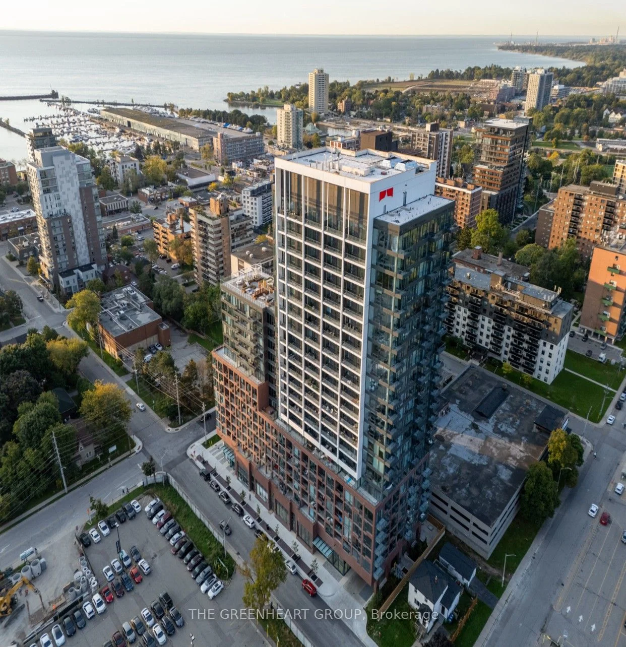 28 Ann Street 804, Mississauga, ON L5G 0E1