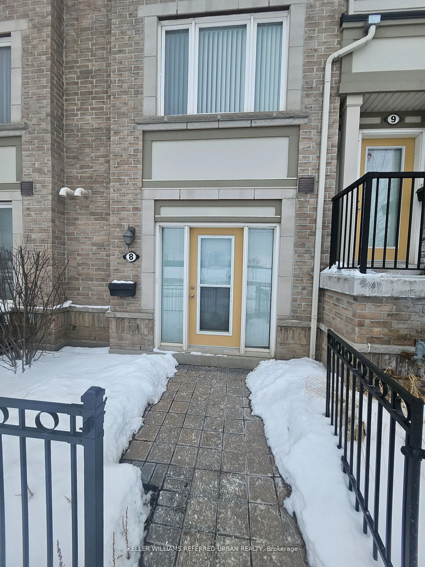 5100 Plantation Place 8, Mississauga, On L5m 0s4