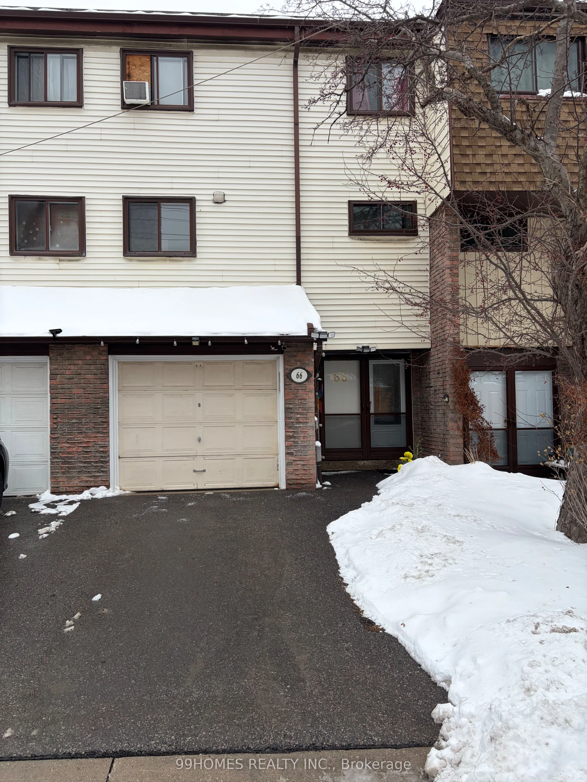 180 Mississauga Valley Boulevard 66, Mississauga, On L5a 3m2