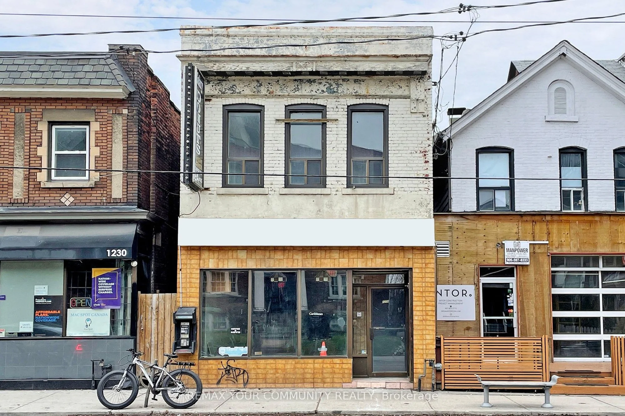 1228 King Street W A, Toronto W01, ON M6K 1G4