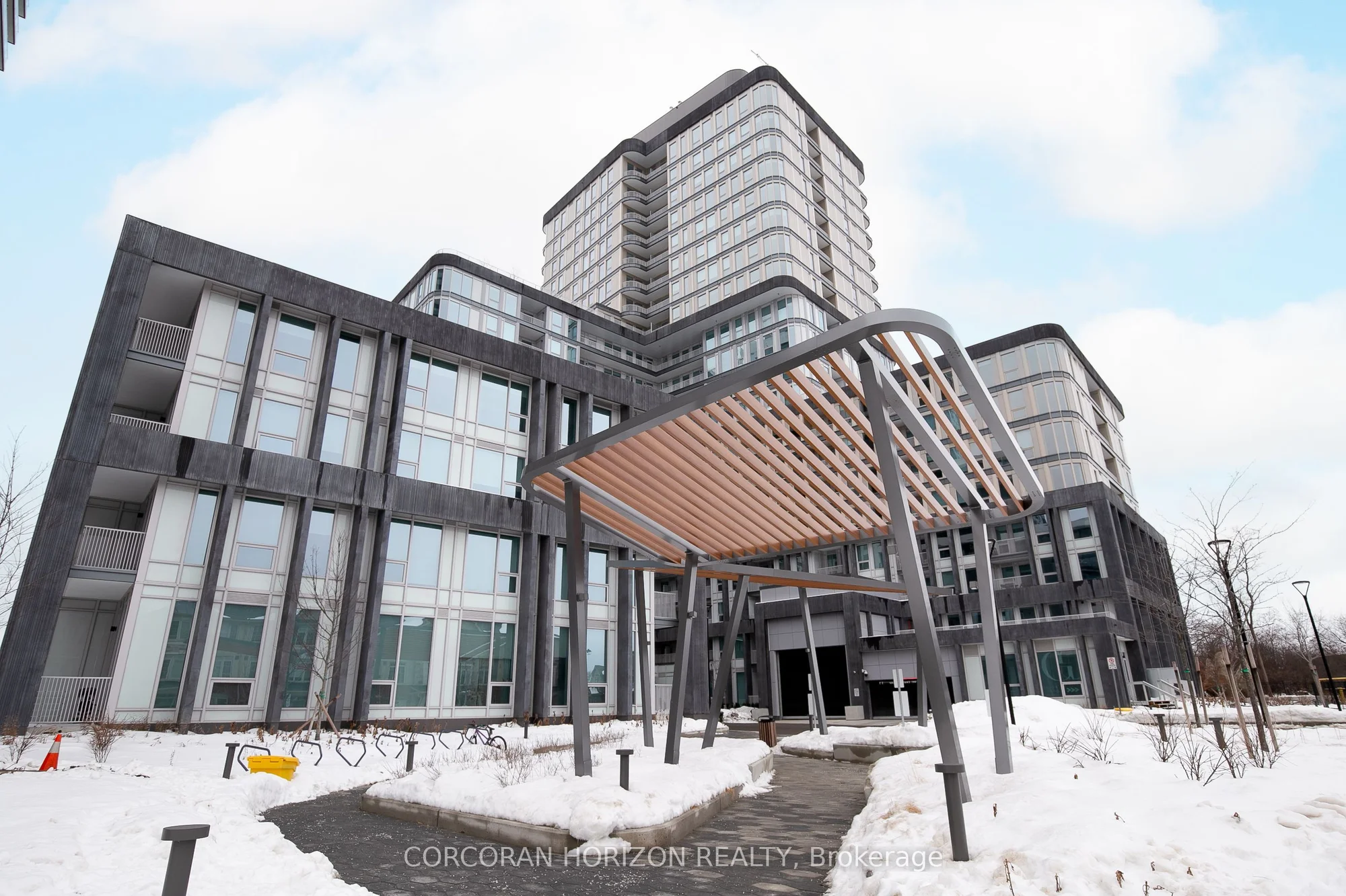 3240 William Coltson Avenue 1402, Oakville, ON L6H 8C8