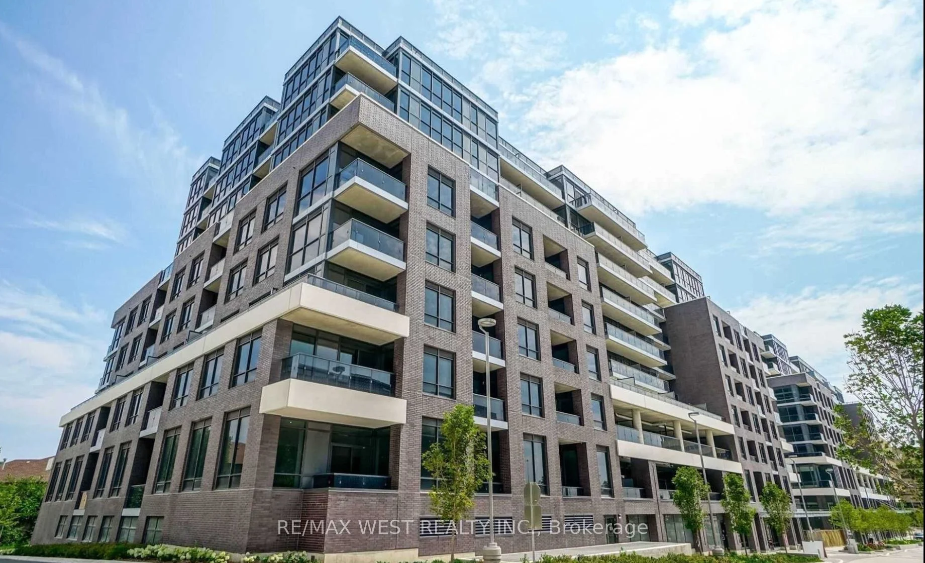 26 Gibbs Road 648, Toronto W08, ON M9B 6L6