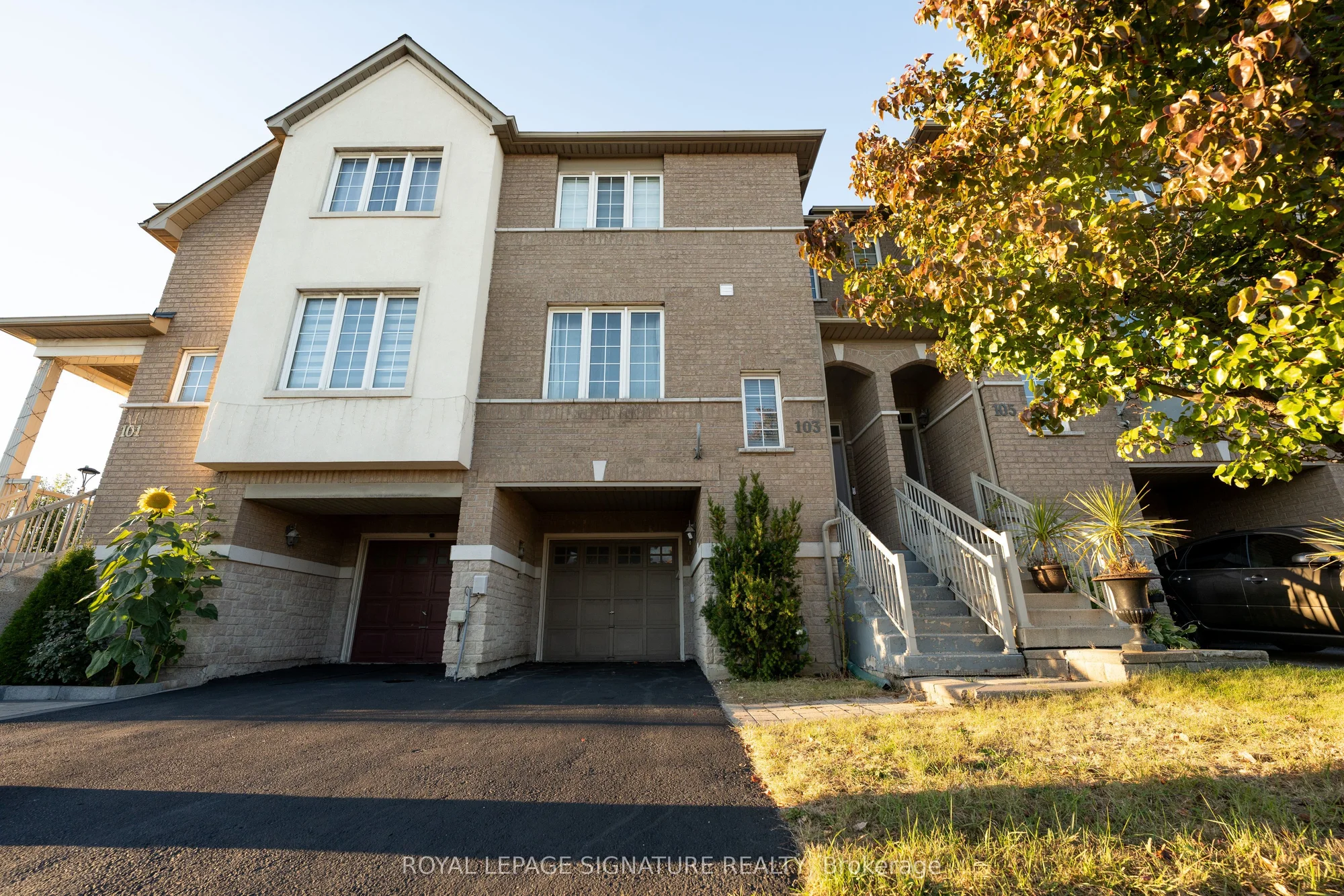 7155 Magistrate Terrace 103, Mississauga, ON L5W 1Y9