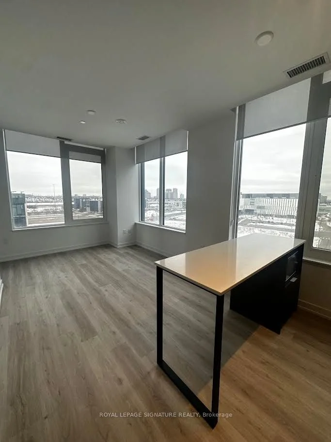 395 Square One Drive 603, Mississauga, ON L5B 0C6