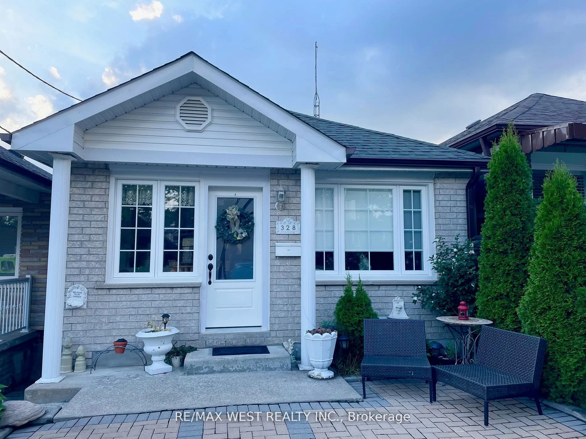 328 Caledonia Road Lower, Toronto W03, ON M6E 4T6