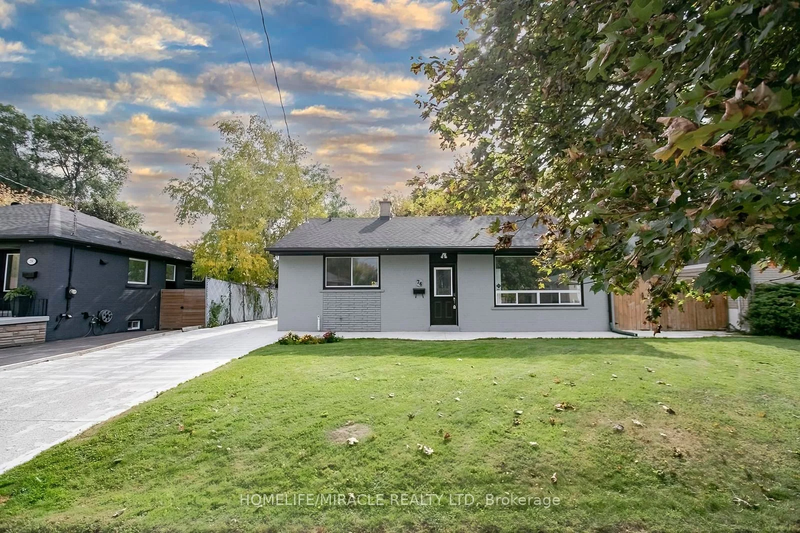 76 Raylawn Crescent, Halton Hills, ON L7G 4N1