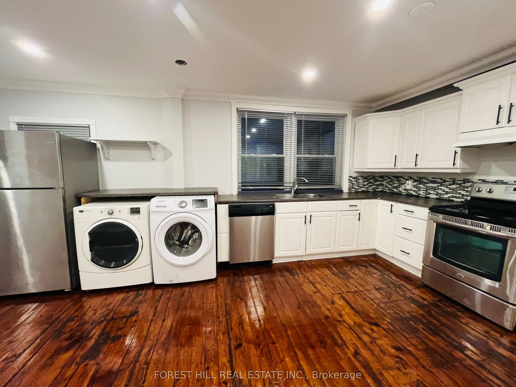 1396 Leighland Road A, Burlington, ON L7R 3S8