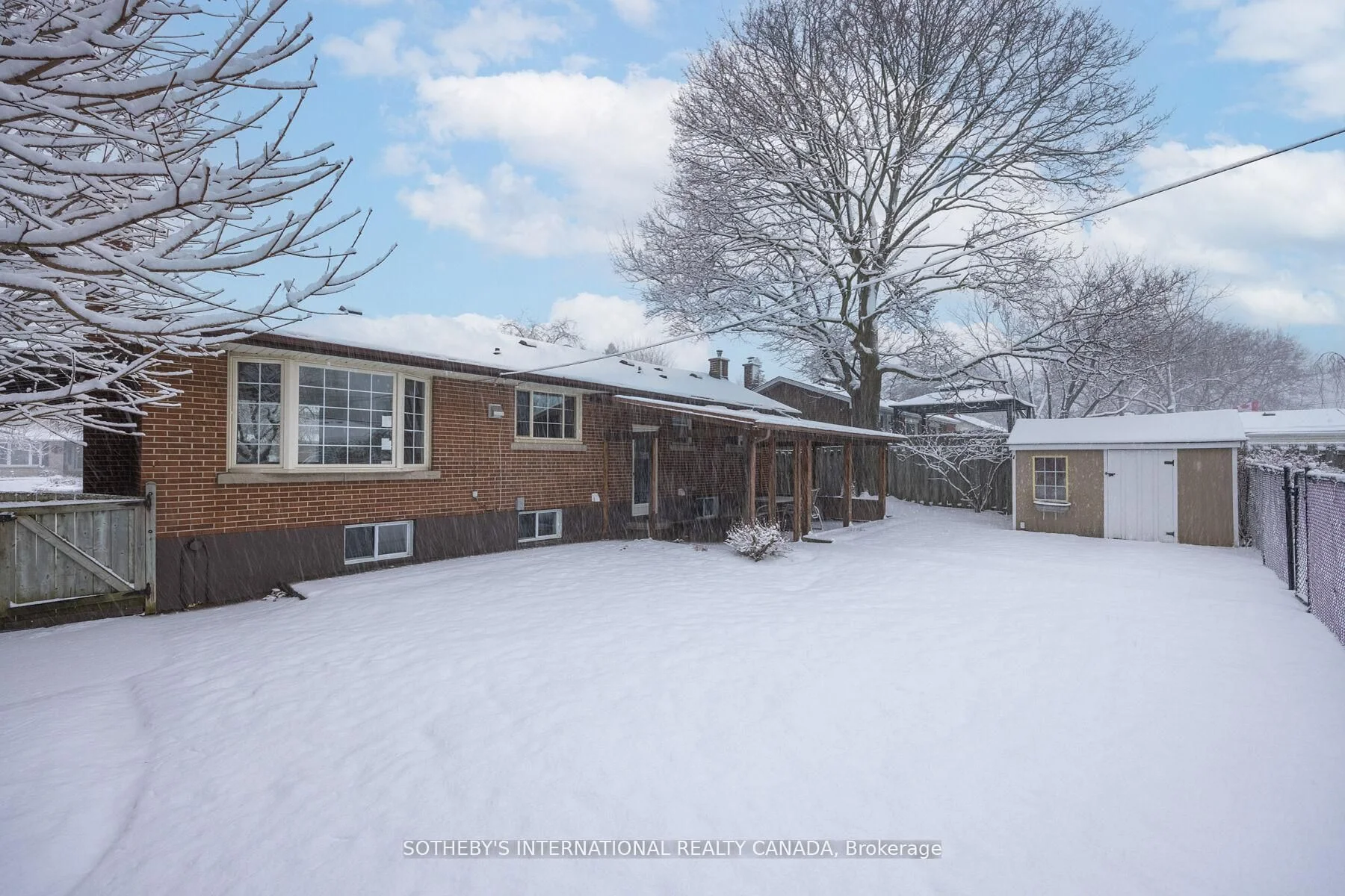 1063 Bedford Avenue Basement, Burlington, On L7t 2k4