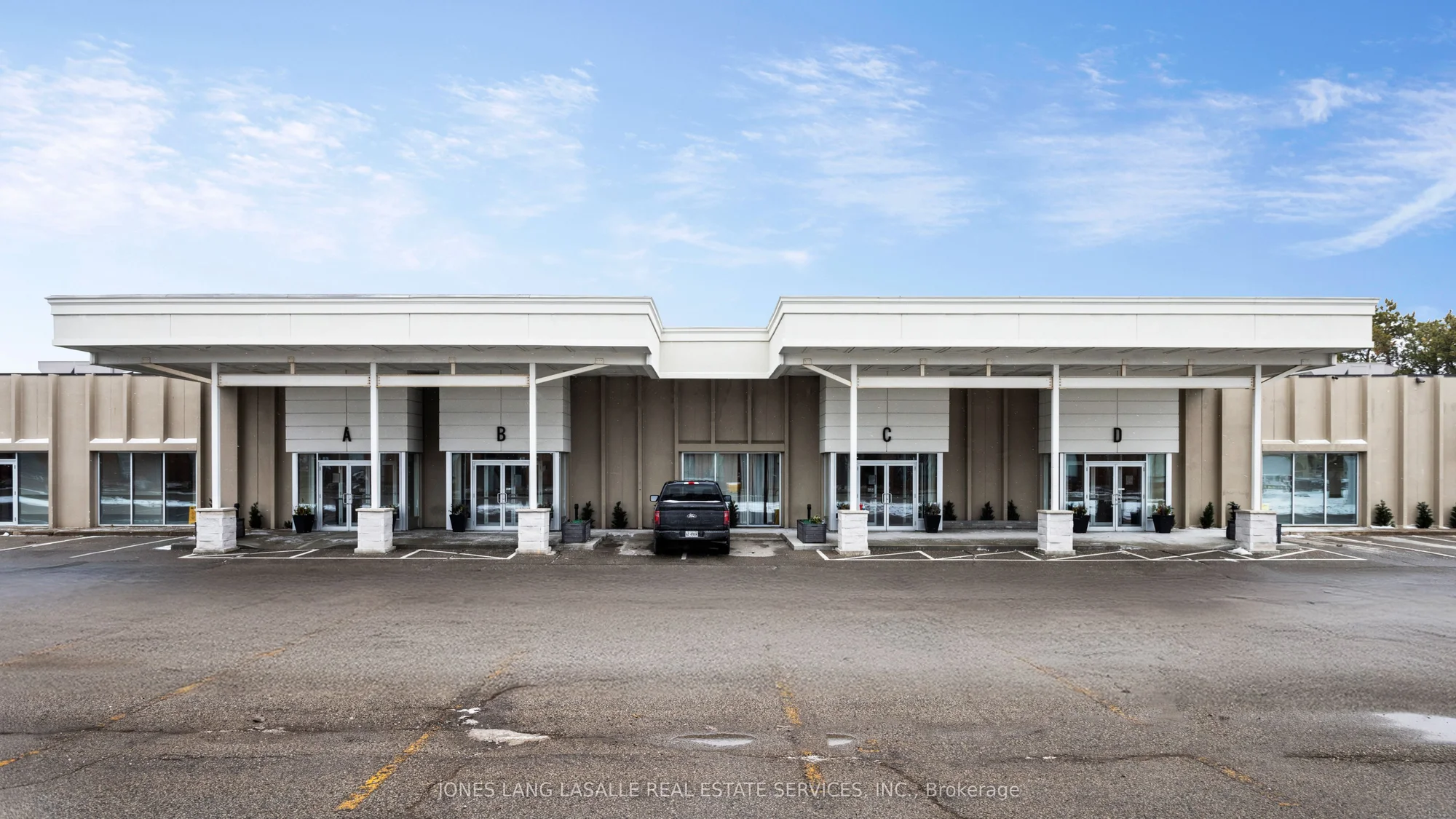 30 Baywood Road, Toronto W10, ON M9V 2Z8