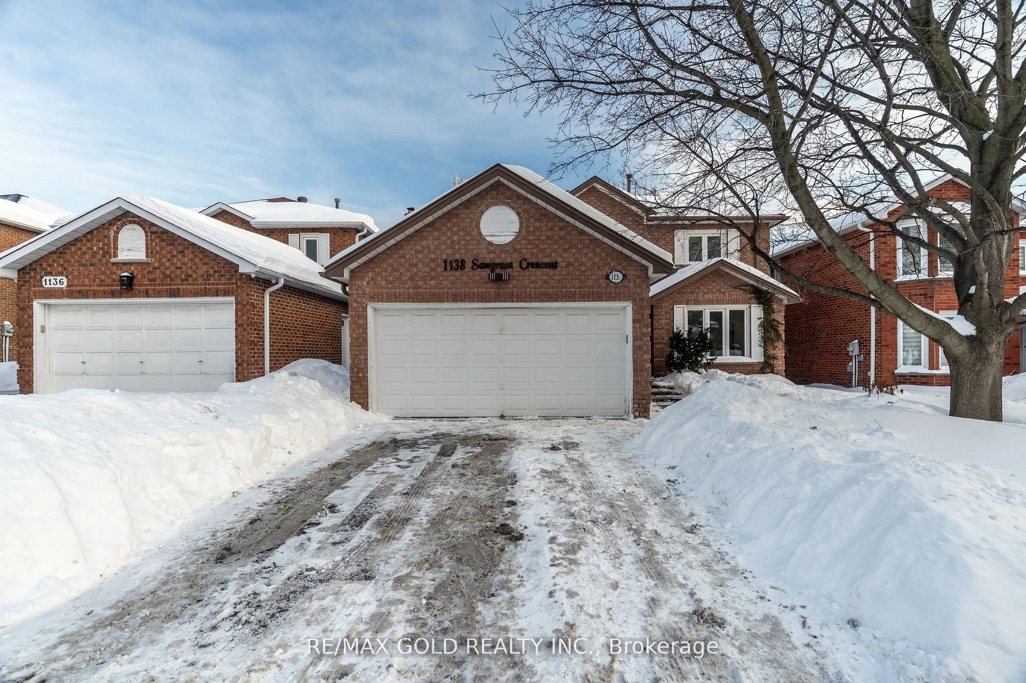 1138 Sawgrass Crescent, Mississauga, ON L5C 3V4