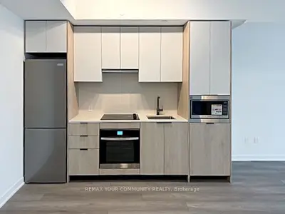1007 The Queensway 330, Toronto W08, ON M8Z 0H4