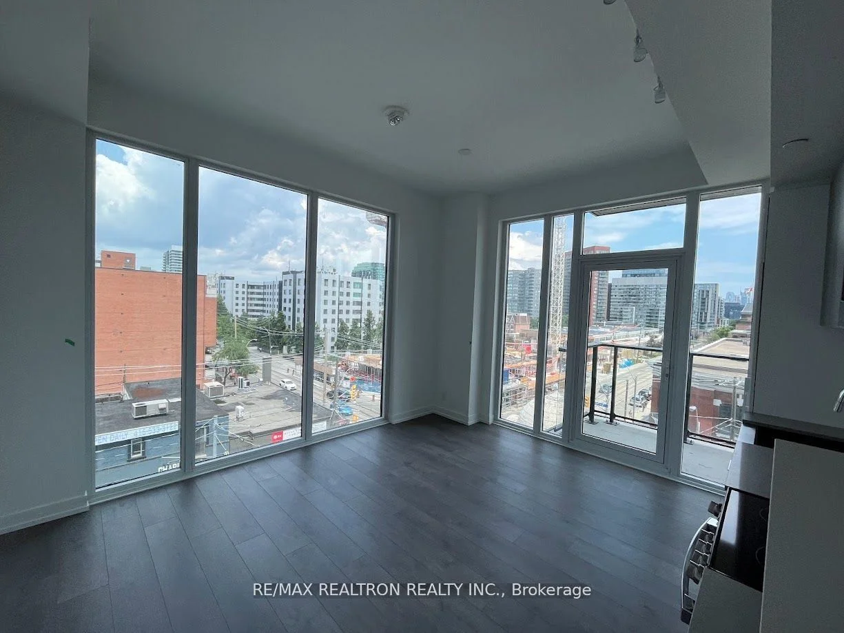 270 Dufferin Street 426, Toronto W01, ON M6K 0H8