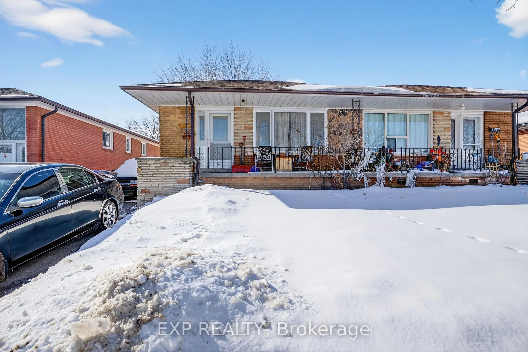 7232 Reindeer Drive, Mississauga, ON L4T 2M7