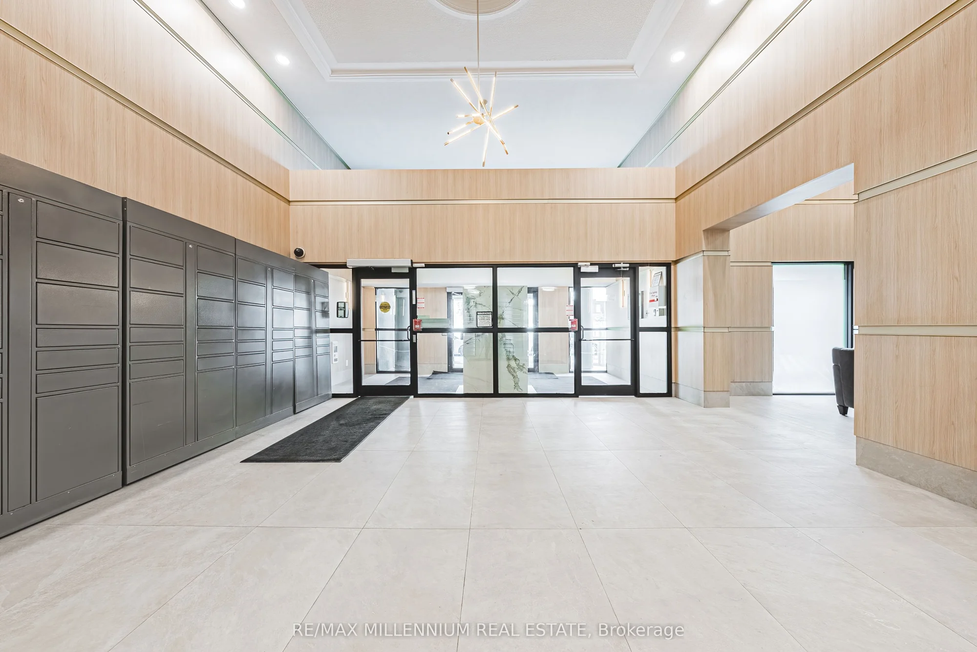2160 Lakeshore Road 708, Burlington, ON L7R 1A1