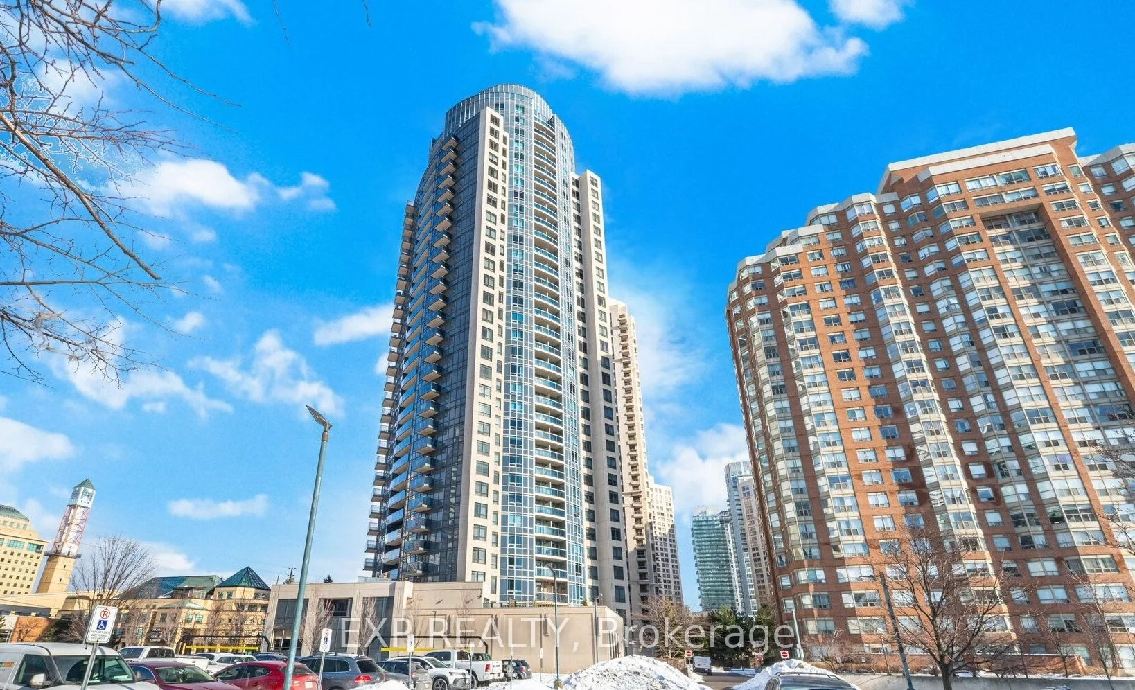 330 Burnhamthorpe Road W 802, Mississauga, ON L5B 3Y5