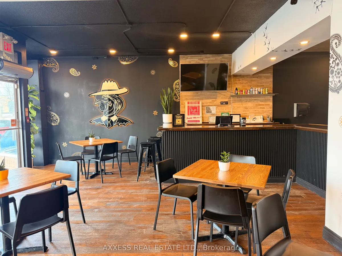 3747 Lake Shore Boulevard W, Toronto W06, ON M8W 1P9