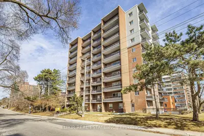 15 Elizabeth Street N 605, Mississauga, On L5g 2z3